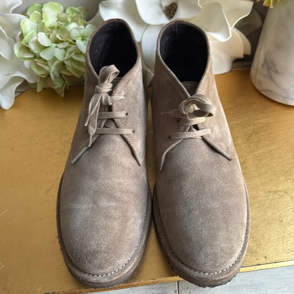 Allen Edmonds Montauk Chukka Boot in Natural Suede